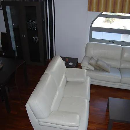 Apartment Alex 3 Bedrooms Duplex With Shared Pool Larnaka