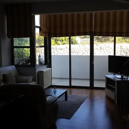 Alex 3 Bedrooms Duplex With Shared Pool