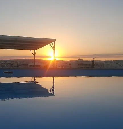 Alex 3 Bedrooms Duplex With Shared Pool Λάρνακα